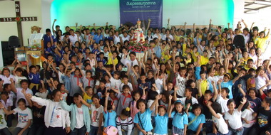 holychildhoodday2008.jpg